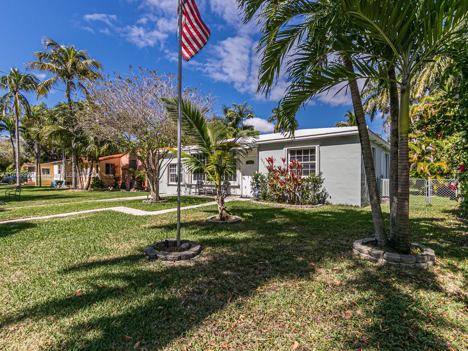 1531 Fletcher Street Hollywood FL 33020