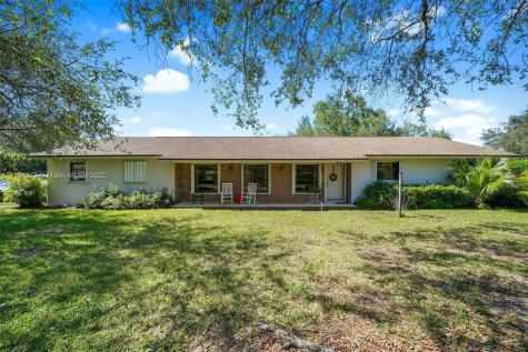 25950 SW 152nd Avenue Homestead FL 33032