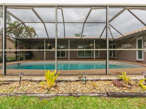 9080 NW 14th Street Plantation FL 33322