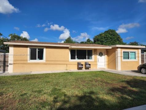 5115 SW 93rd Avenue Cooper City FL 33328