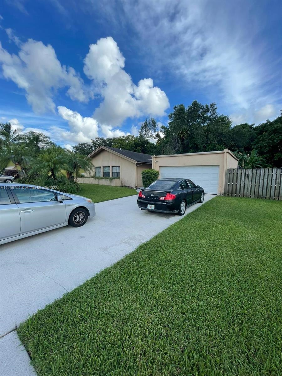 4962 NW 6th Street Coconut Creek FL 33063