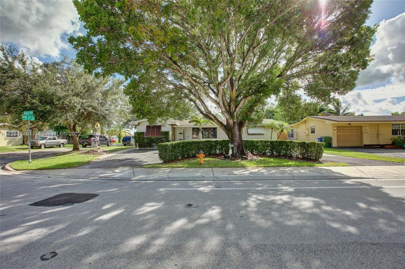 1421 N Douglas Road Pembroke Pines FL 33024