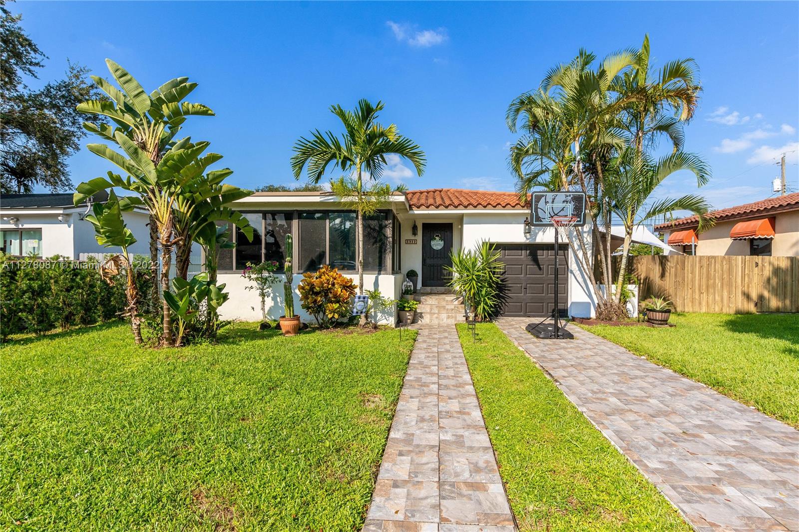 3922 NW 58th Court Virginia Gardens FL 33166