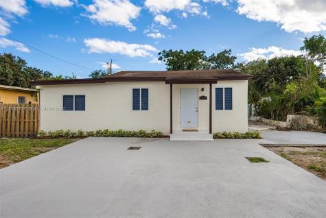 1490 NW 114th Street Miami FL 33167