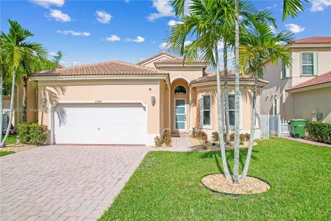 3749 NE 19th Street Homestead FL 33033
