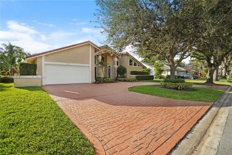 5648 NW 88th Terrace Coral Springs FL 33067
