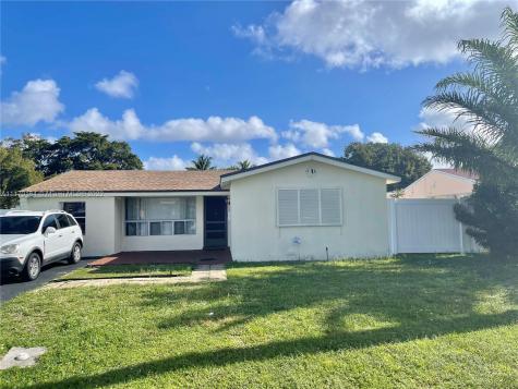 6749 SW 27th Court Miramar FL 33023