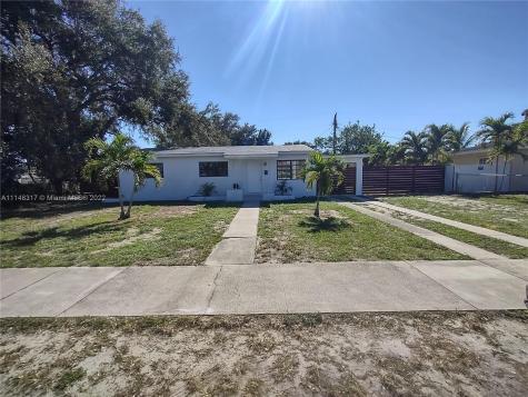 3400 NW 173rd Terrace Miami Gardens FL 33056