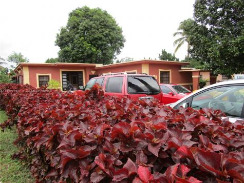 335 NW 108th Terrace Miami FL 33168