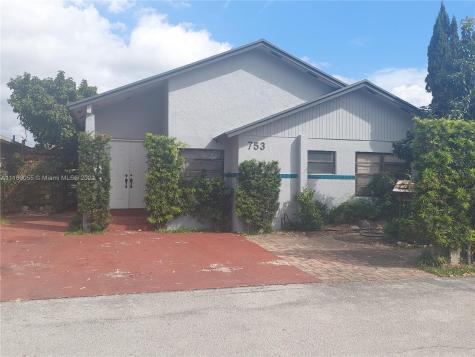 753 SW 101st Court Circle Miami FL 33174