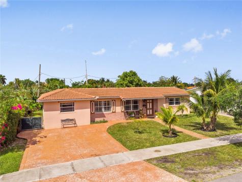7921 NW 179th Street Hialeah FL 33015