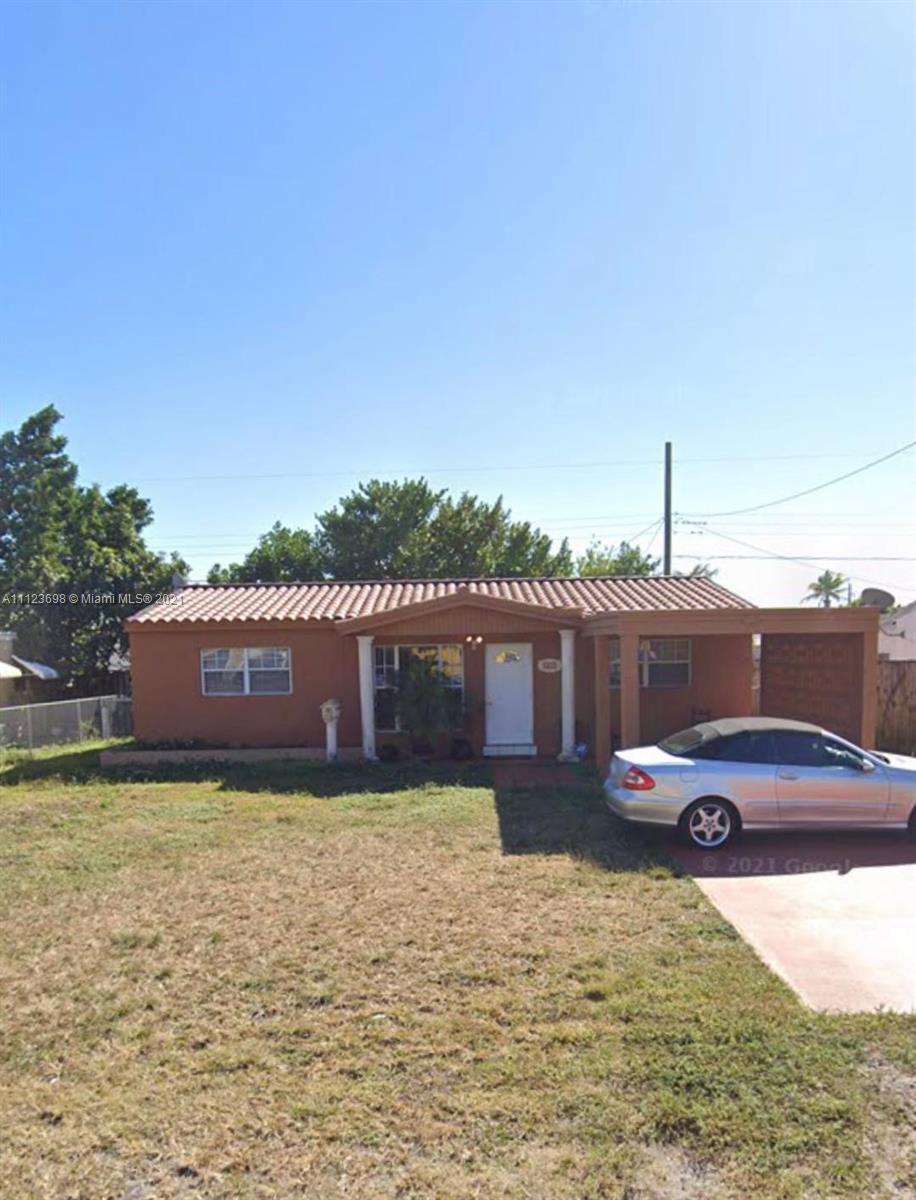 6820 Park Street Hollywood FL 33024