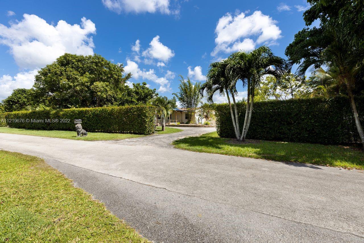 16555 SW 197th Terrace Miami FL 33187