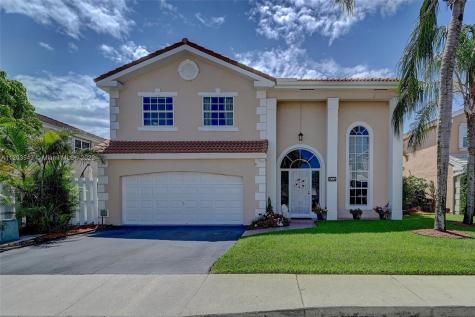 610 Lowell Lane Davie FL 33325