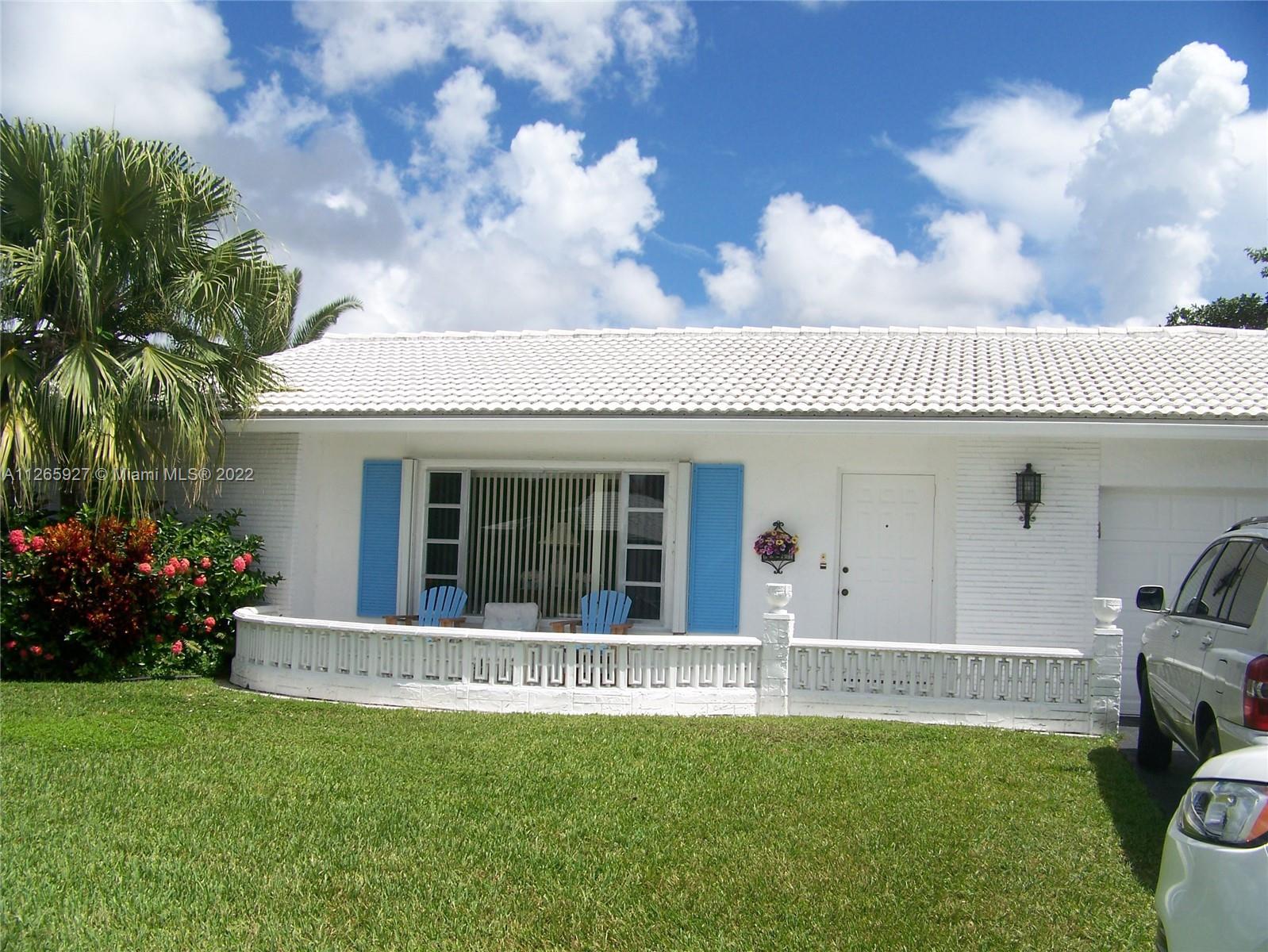 9402 NW 74th Place Tamarac FL 33321