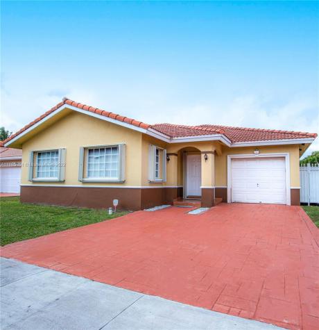 8849 NW 145th Terrace Miami Lakes FL 33018