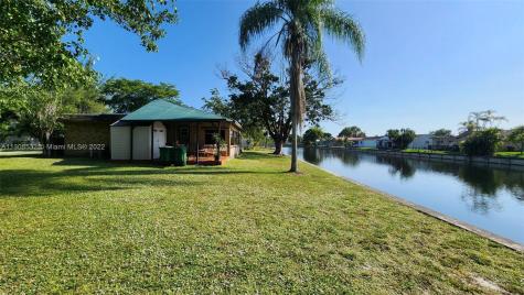 7012 NW 78th Street Tamarac FL 33321