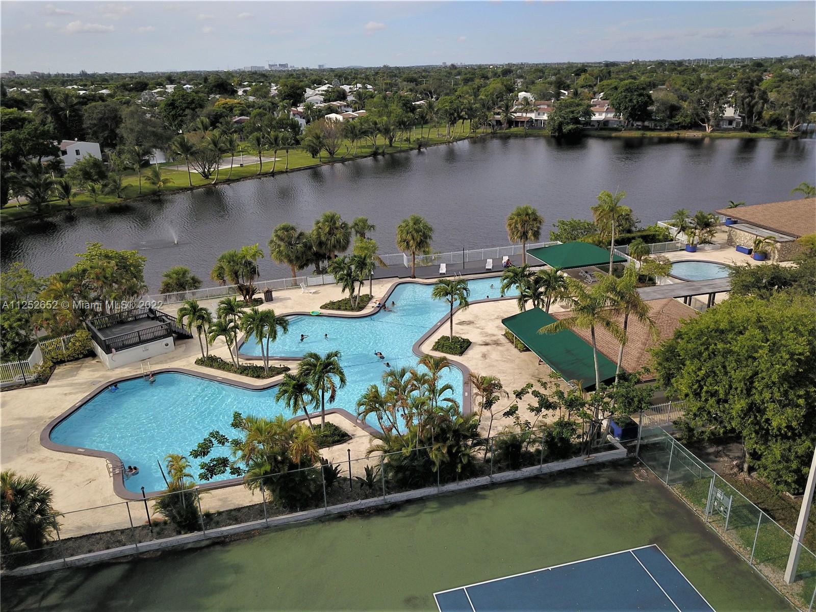 6951 SW 111th Court Miami FL 33173