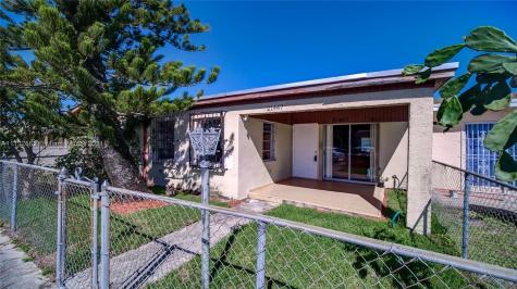 21447 NW 39th Avenue Miami Gardens FL 33055