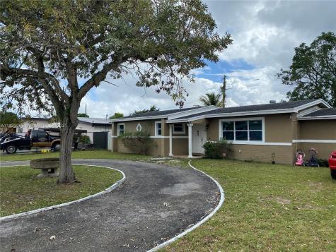 1930 NW 185th Terrace Miami Gardens FL 33056