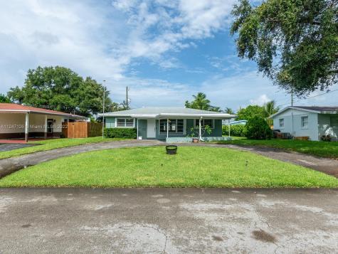 2260 N 56th Terrace Hollywood FL 33021