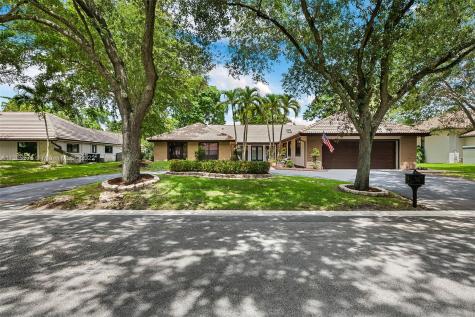 522 NW 104th Avenue Coral Springs FL 33071