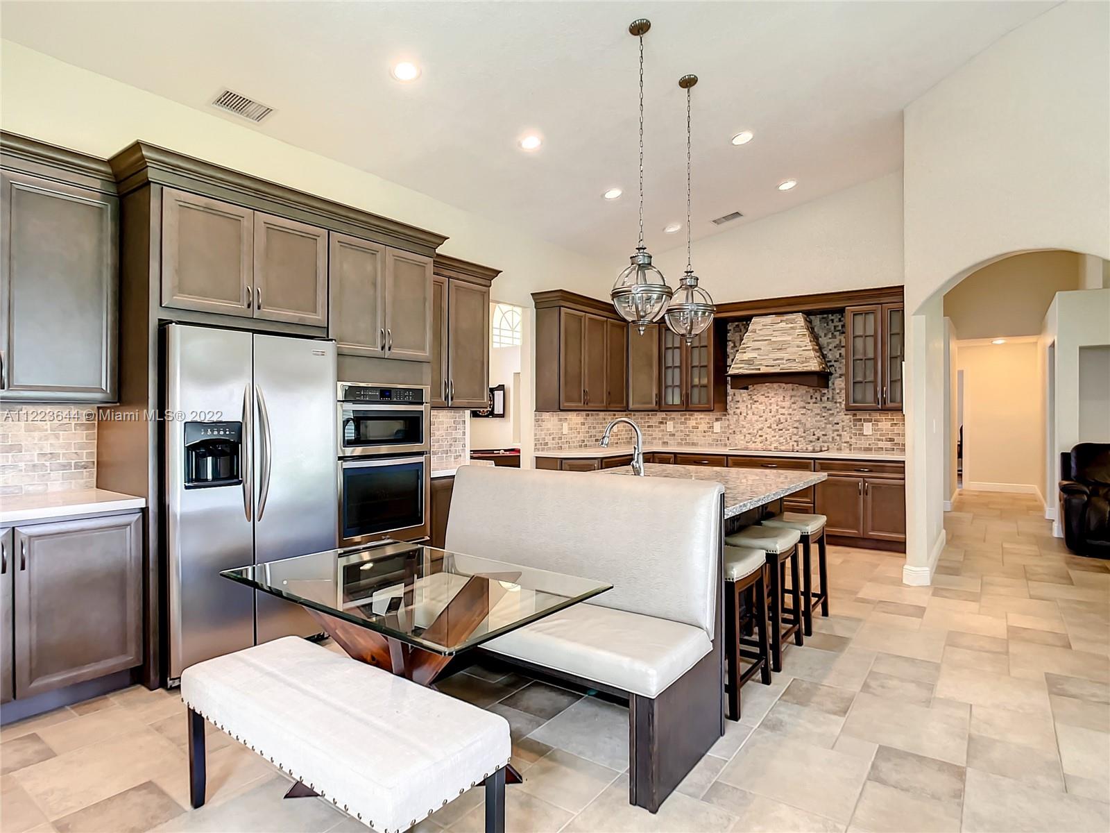 940 NW 201st Avenue Pembroke Pines FL 33029