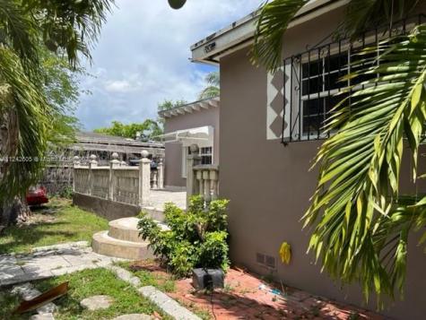1045 NW 116th Street Miami FL 33168
