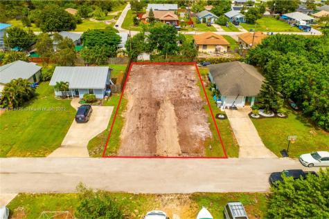 460 13th Place SW Vero Beach FL 32962