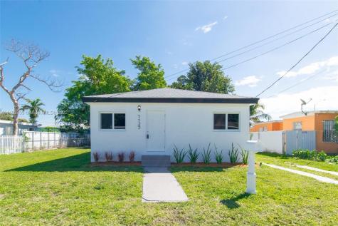 7123 NW 21st Avenue Miami FL 33147