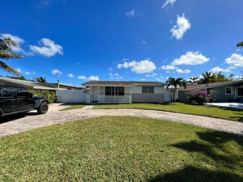 2725 Acapulco Drive Miramar FL 33023