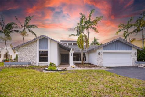 9248 NW 18th Street Plantation FL 33322