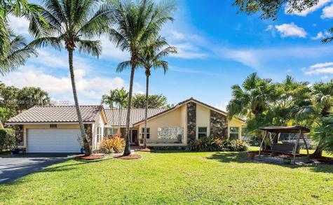 1313 NW 97th Terrace Coral Springs FL 33071