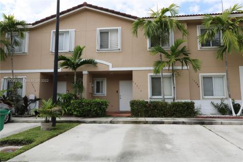 17512 SW 140th Court Miami FL 33177
