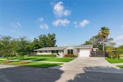 8100 SW 92nd Court Miami FL 33173