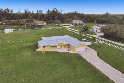 13711 SW 29th Street Davie FL 33330