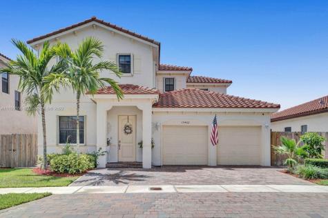 15402 SW 176th Terrace Miami FL 33187