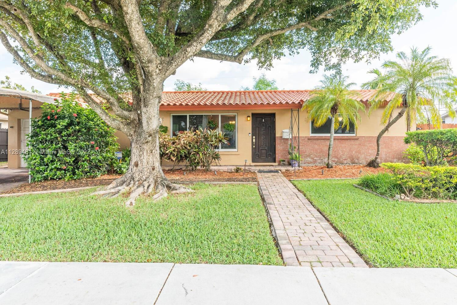 10869 SW 69th Drive Miami FL 33173