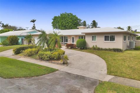 4215 Buchanan Street Hollywood FL 33021