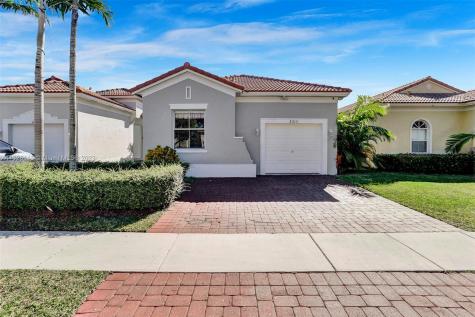 2313 NE 37th Terrace Homestead FL 33033