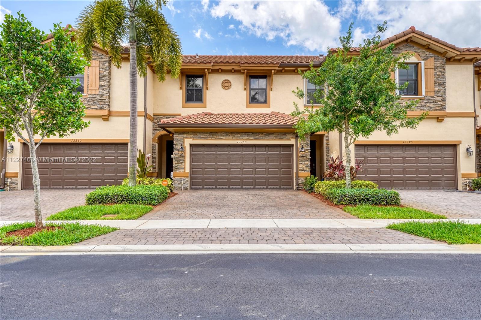 12260 Village Place Davie FL 33325