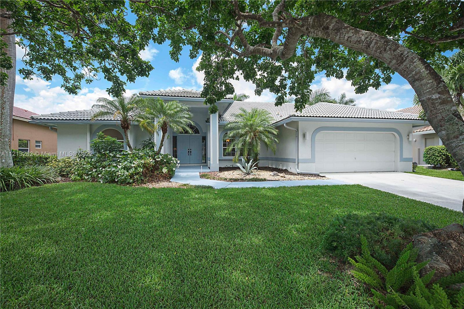 4941 Kensington Circle Coral Springs FL 33076
