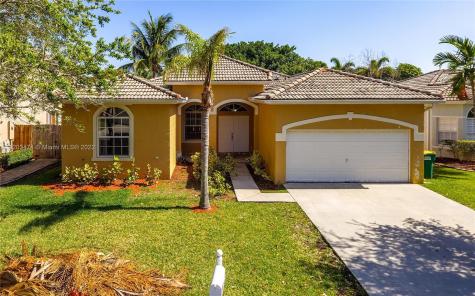 2975 SE 4th Place Homestead FL 33033