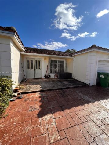 8204 NW 73rd Avenue Tamarac FL 33321