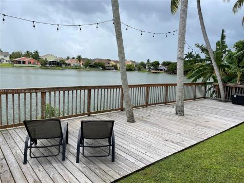 9640 SW 9th Court Pembroke Pines FL 33025