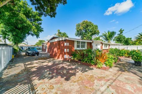 2855 NW 170th Street Miami Gardens FL 33056