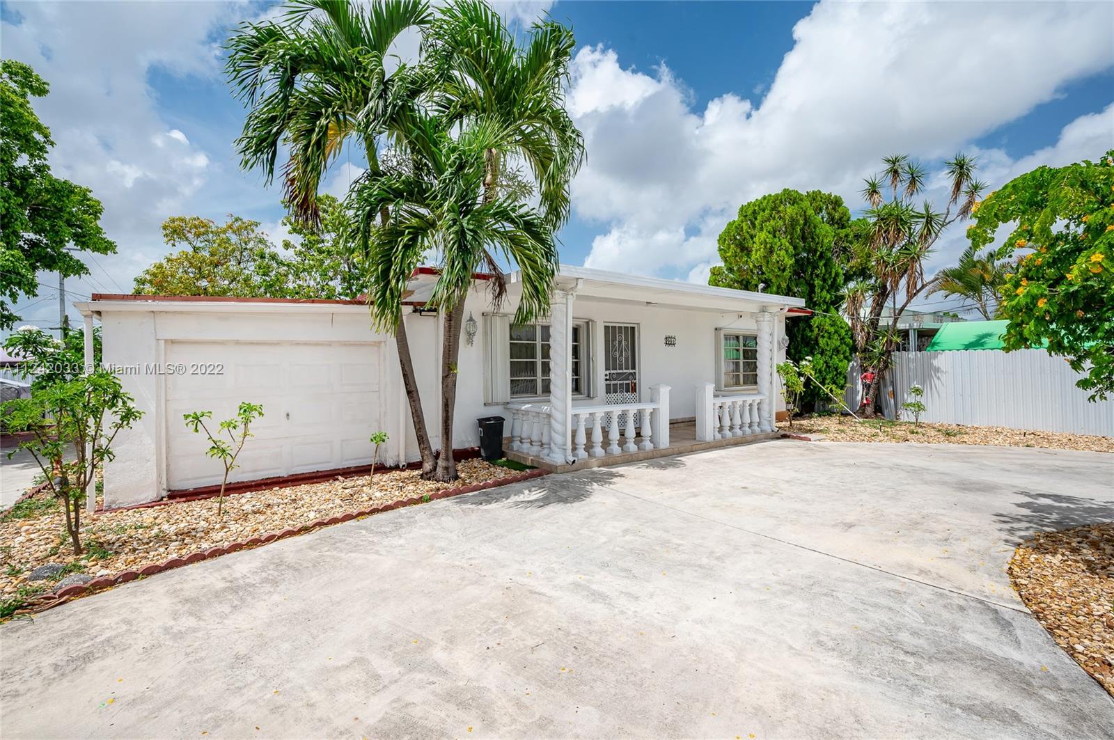 901 E 21st Street Hialeah FL 33013