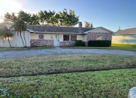 738 SW Broadview Street Port St. Lucie FL 34983