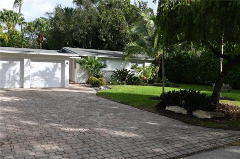 6481 SW 74th Street South Miami FL 33143