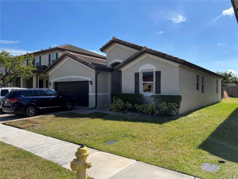 4122 NE 21st Street Homestead FL 33033